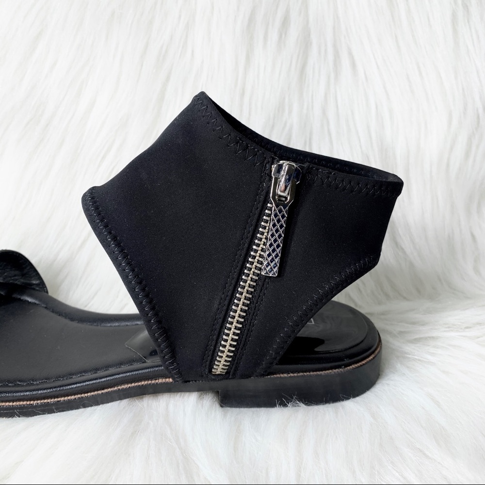 SOLD-Donald J. Pliner Zippered Wrap Thong Sandals - Picture 4 of 8